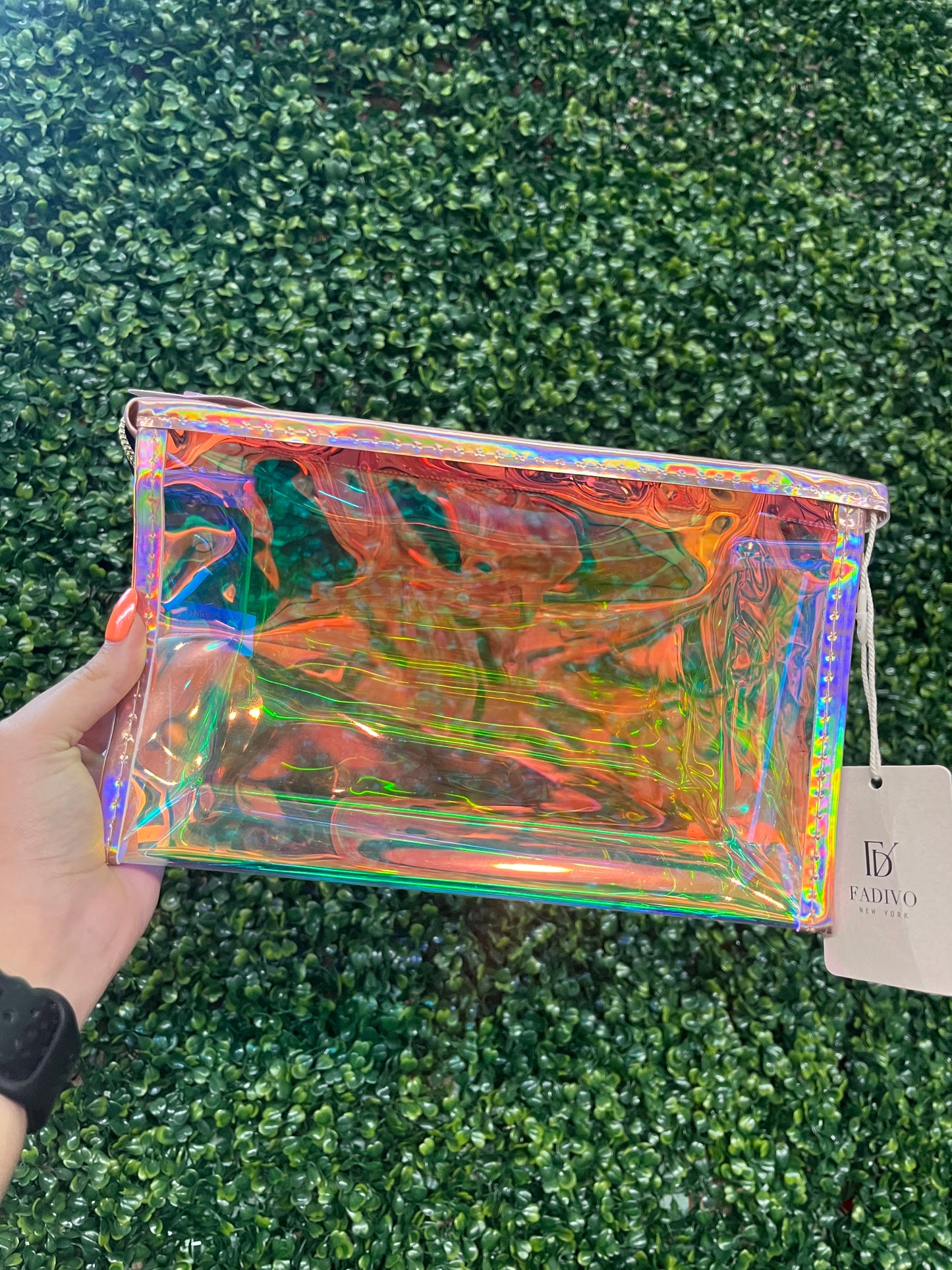 Holographic Pouches