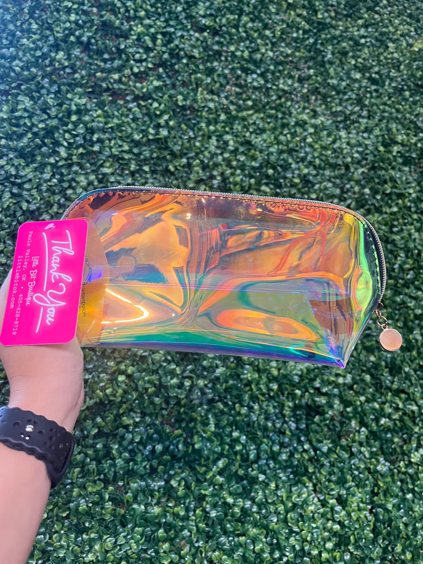 Holographic Pouches