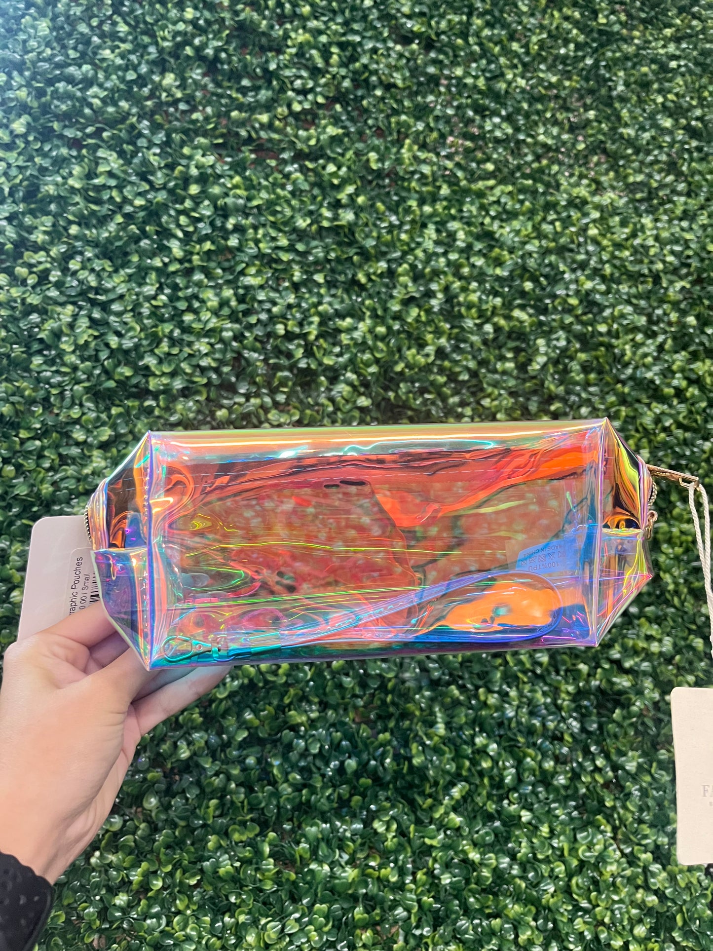 Holographic Pouches